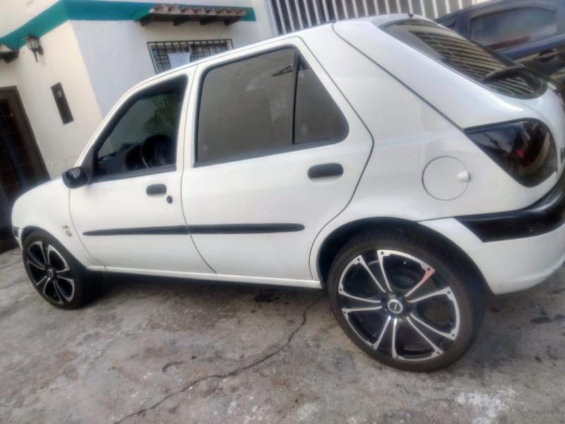 Ford  • 2003 • 131,800 km 1