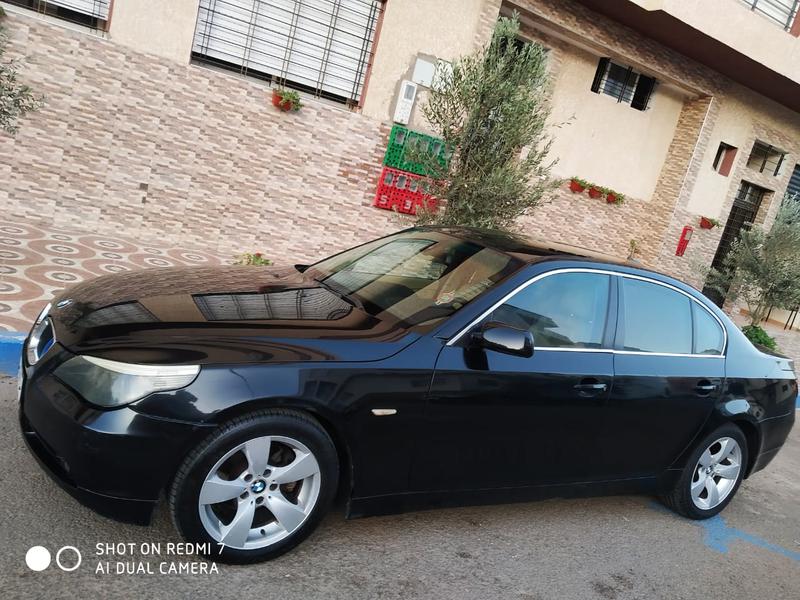 BMW E60 • 2006 • 220,000 km 4