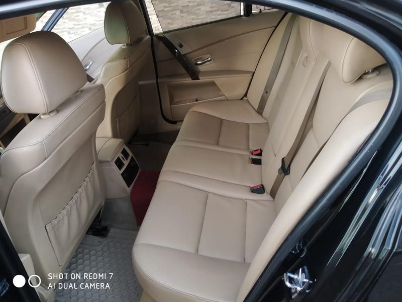 BMW E60 • 2006 • 220,000 km 12