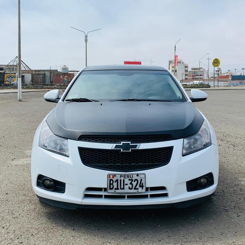 Chevrolet Cruze • 2011 • 122,000 km 3