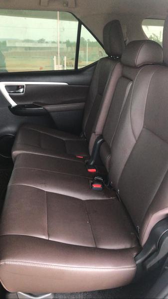 Toyota Hilux • 2019 • 27,000 km 5