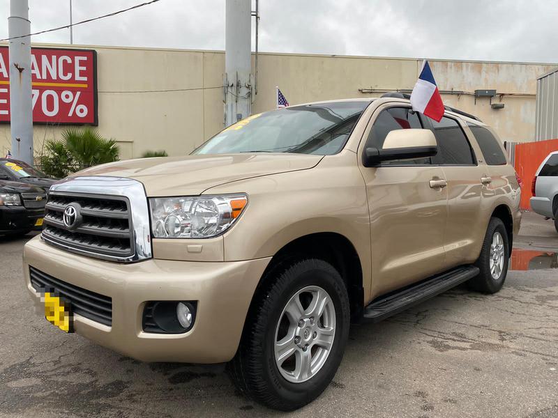 Toyota Sequoia • 2012 • 45,000 km 1