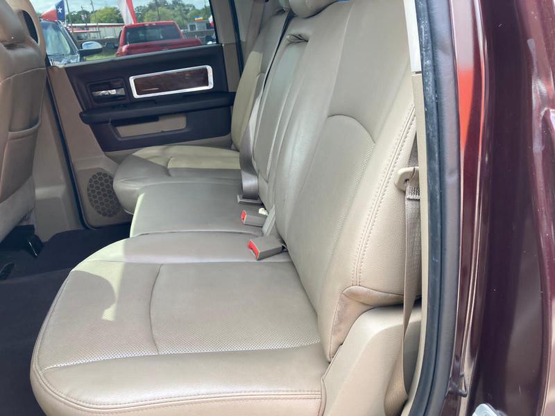 Toyota Sequoia • 2012 • 45,000 km 4