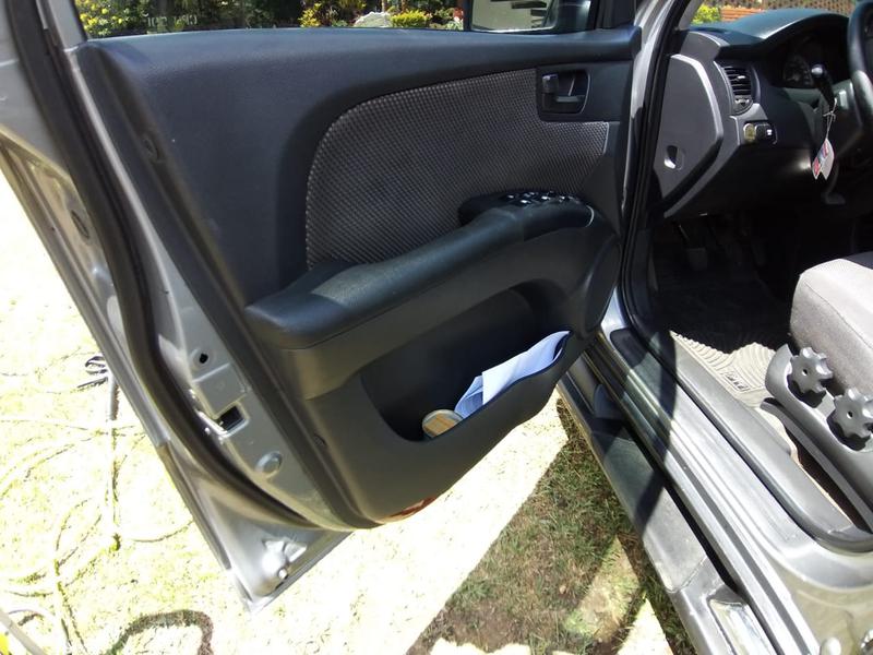 Kia Sportage • 2008 • 218,000 km 6