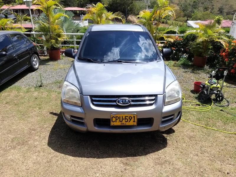 Kia Sportage • 2008 • 218,000 km 5