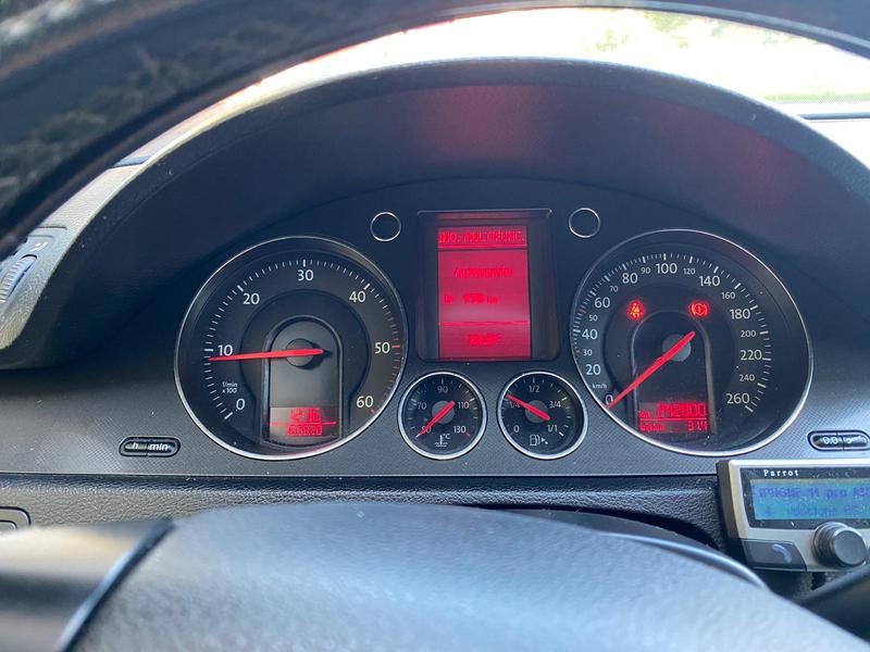 Volkswagen Passat • 2006 • 242,800 km 2