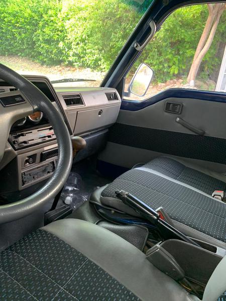 Nissan Urvan • 1997 • 123,456 km 4