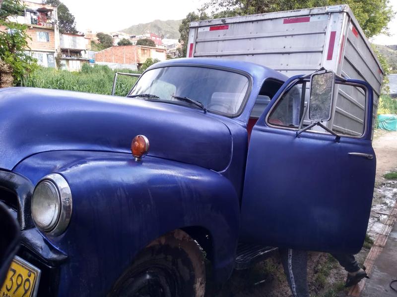 Chevrolet 1500 • 1954 • 200,000 km 7