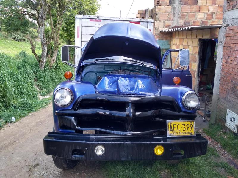 Chevrolet 1500 • 1954 • 200,000 km 9