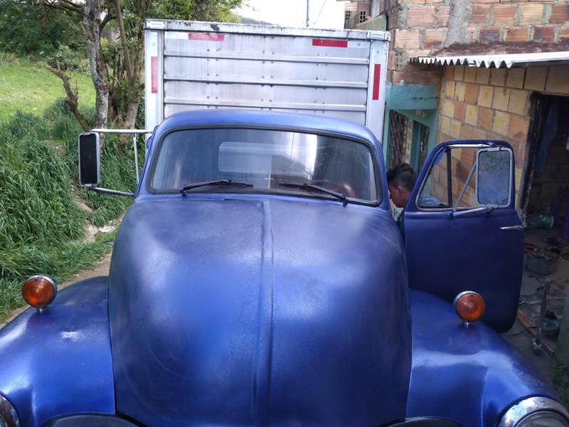 Chevrolet 1500 • 1954 • 200,000 km 3