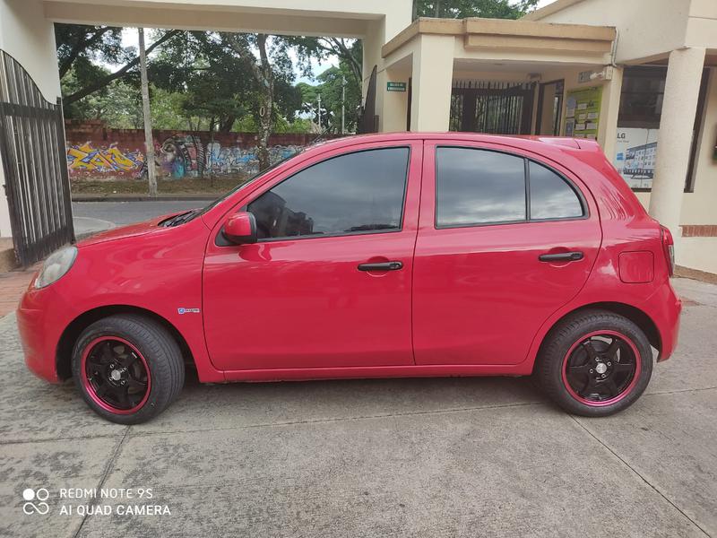 Nissan March • 2015 • 83 km 1