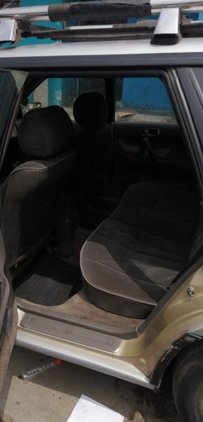 Subaru Legacy • 1990 • 260,000 km 9