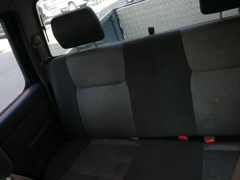 Nissan Navara • 2004 • 309,000 km 11