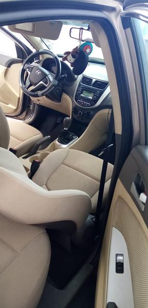 Hyundai Accent • 2013 • 150 km 1
