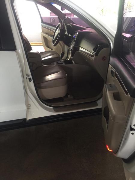 Hyundai Santa Fe • 2008 • 148,255 km 5