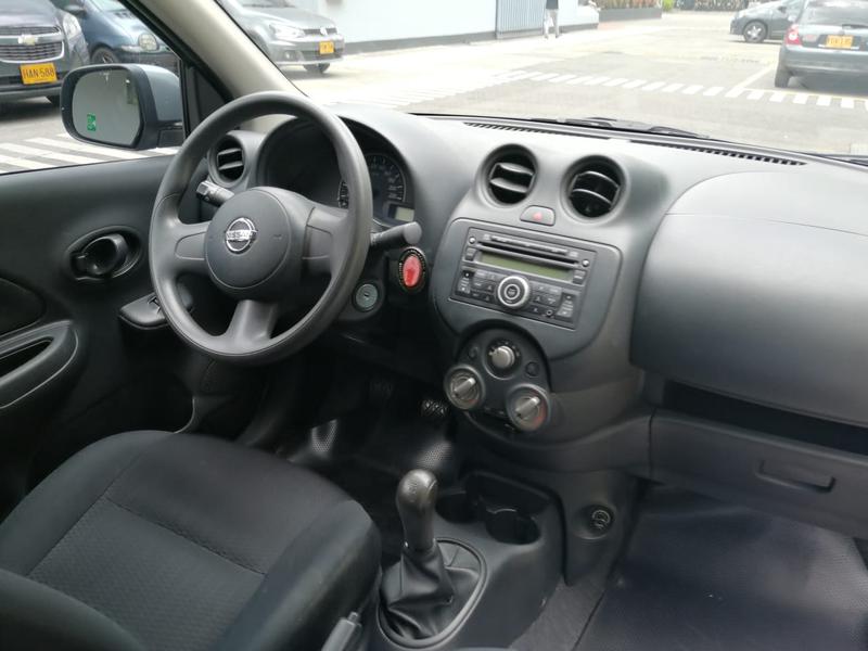 Nissan March • 2014 • 49,000 km 4