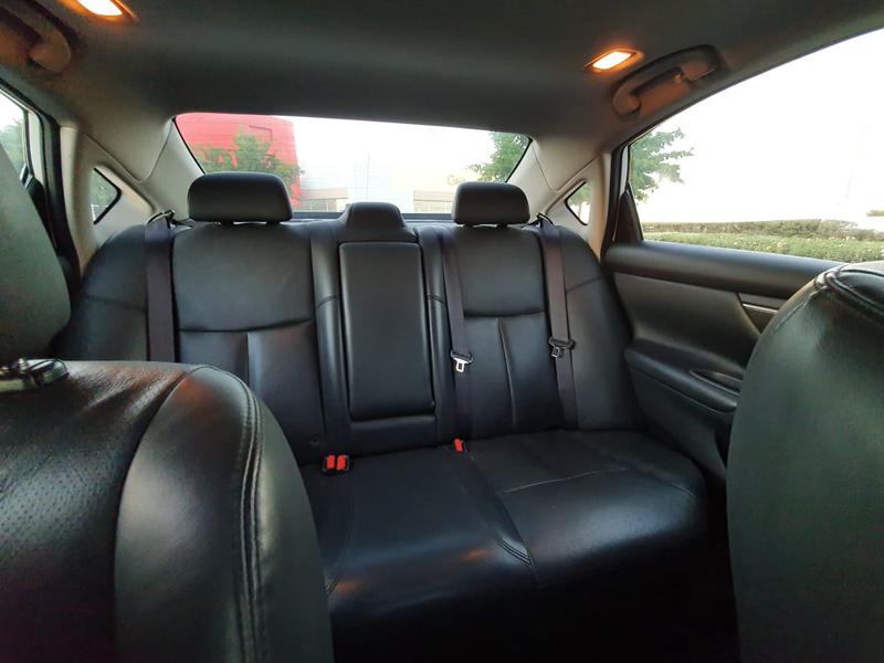 Nissan Altima • 2015 • 90,000 km 9