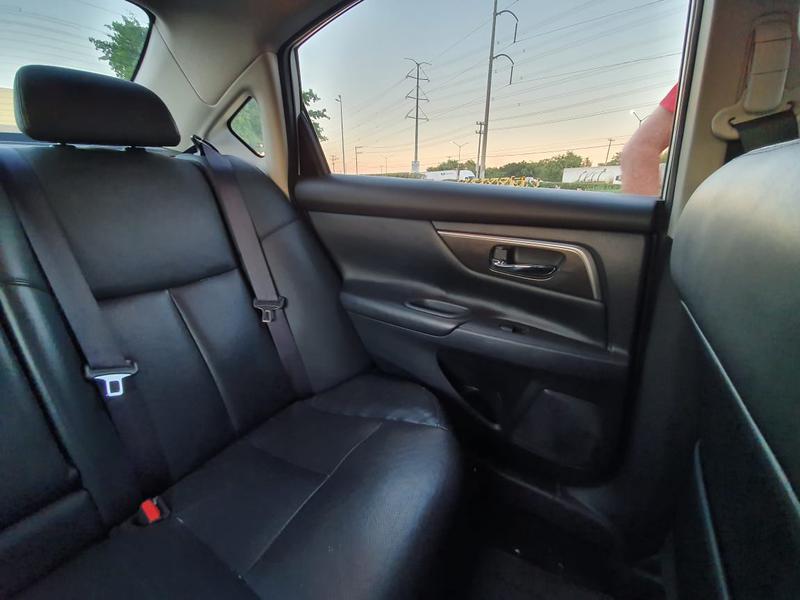 Nissan Altima • 2015 • 90,000 km 8