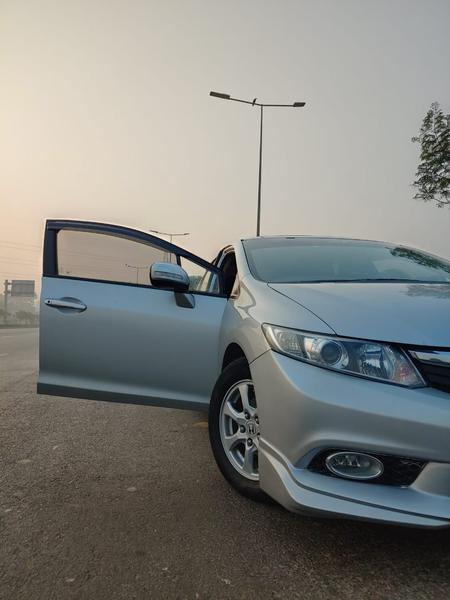 Honda Civic • 2014 • 83,000 km 2