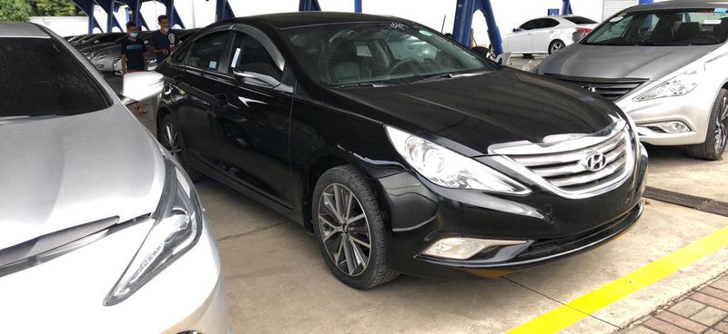 Hyundai Sonata • 2015 • 37,000 km 10