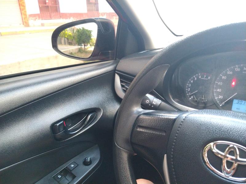 Toyota Yaris • 2019 • 11,500 km 3