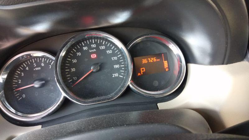 Renault  • 2016 • 36,000 km 3