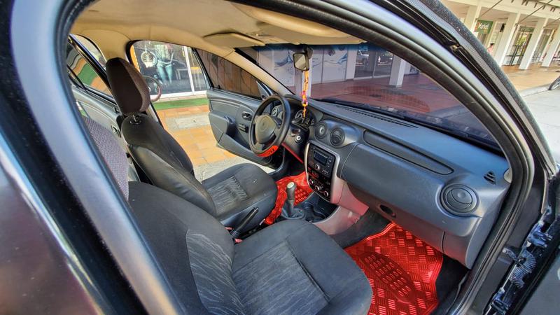 Renault Sandero • 2013 • 130,000 km 8