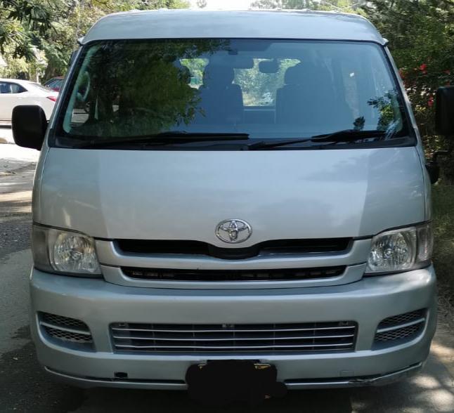 Toyota Hiace • 2010 • 96,000 km 1