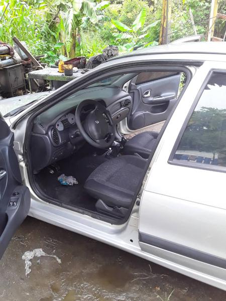 Renault Mégane • 2005 • 2,000 km 4