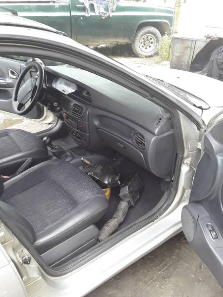 Renault Mégane • 2005 • 2,000 km 2