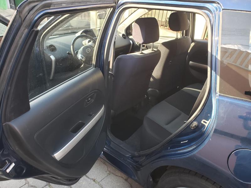 Toyota 4 Runner Limited • 2006 • 154,000 km 1