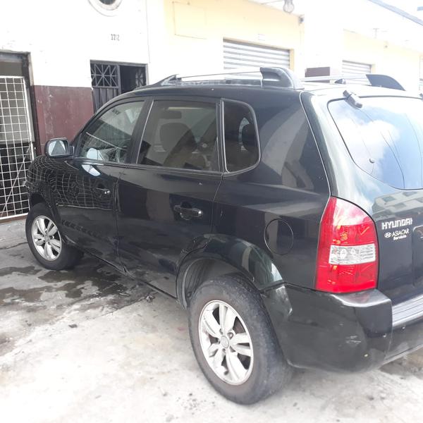 Hyundai Tucson • 2009 • 290,000 km 1