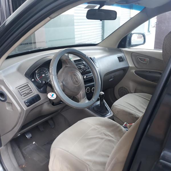 Hyundai Tucson • 2009 • 290,000 km 3