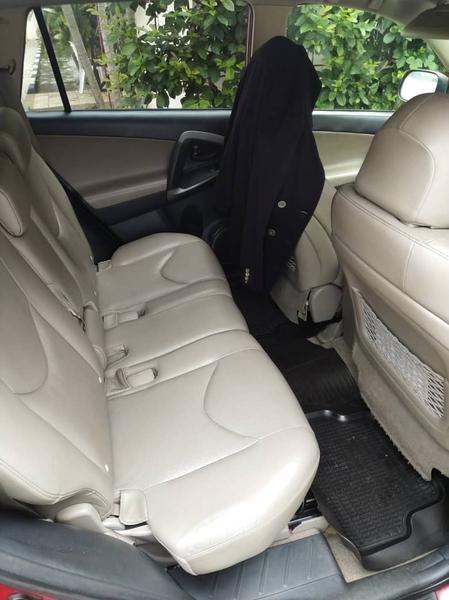 Toyota RAV4 • 2007 • 158,000 km 5