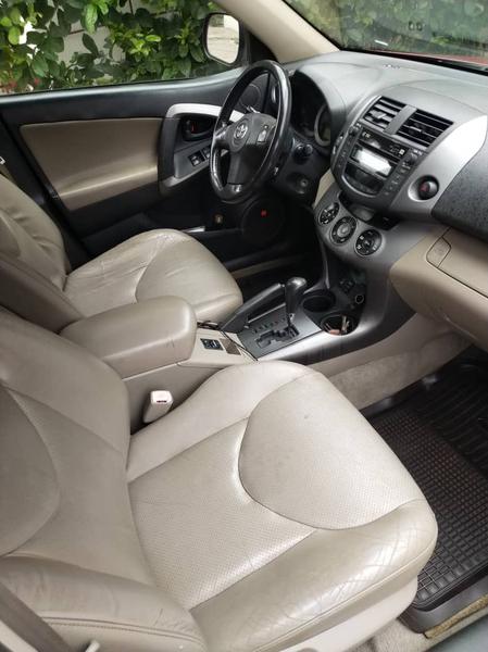 Toyota RAV4 • 2007 • 158,000 km 2