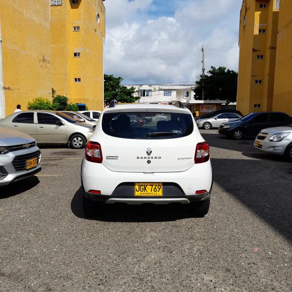 Renault Stepway • 2017 • 28,800 km 5