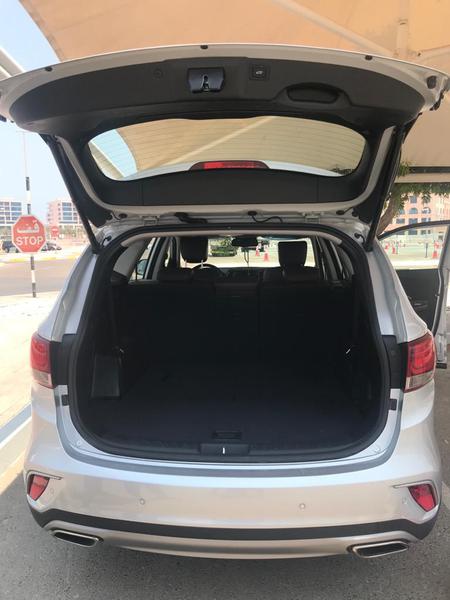 Hyundai Santa Fe • 2019 • 21,970 km 3