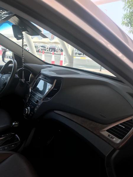 Hyundai Santa Fe • 2019 • 21,970 km 4