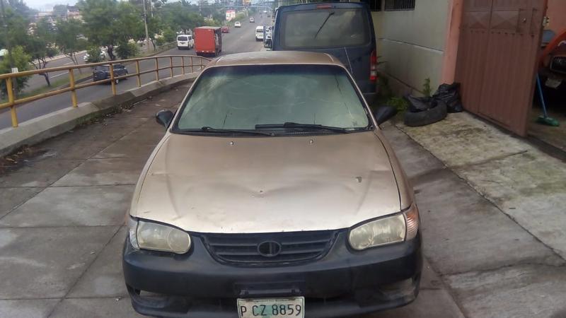Toyota Corolla • 2002 • 278,496 km 6
