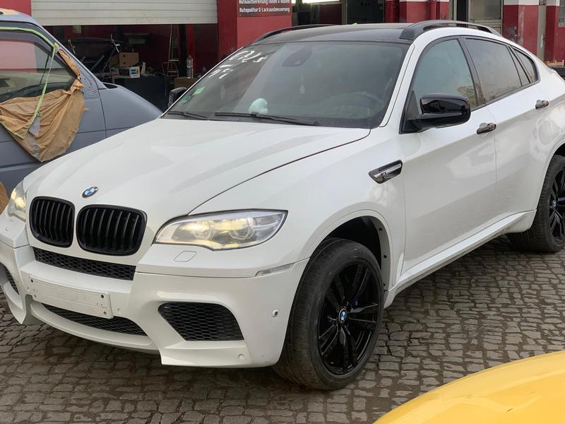 BMW X6 • 2012 • 170,000 km 1