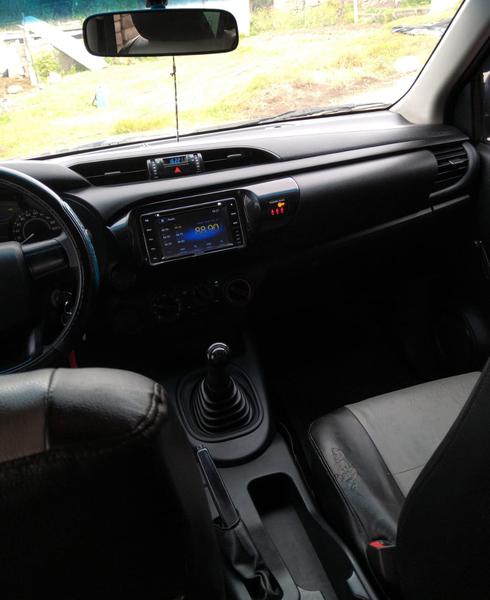 Toyota Hilux • 2016 • 67,000 km 3