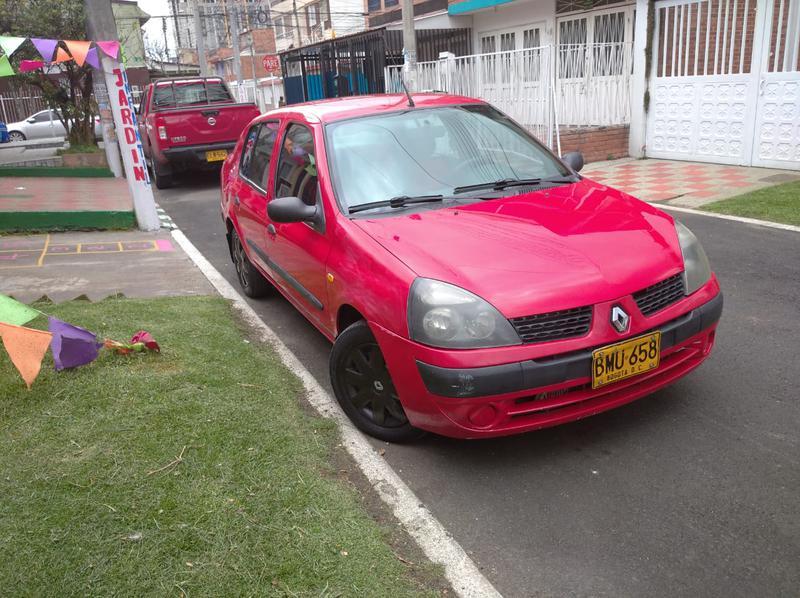 Renault Symbol • 2004 • 16,700 km 1
