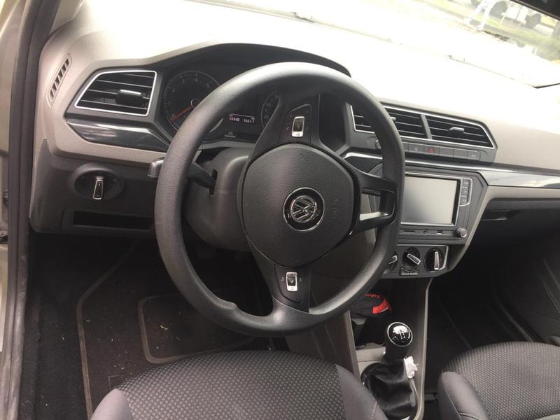 Volkswagen Gol • 2018 • 17,500 km 10