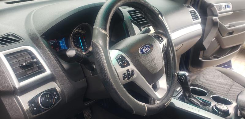 Ford Explorer • 2014 • 80,000 km 8