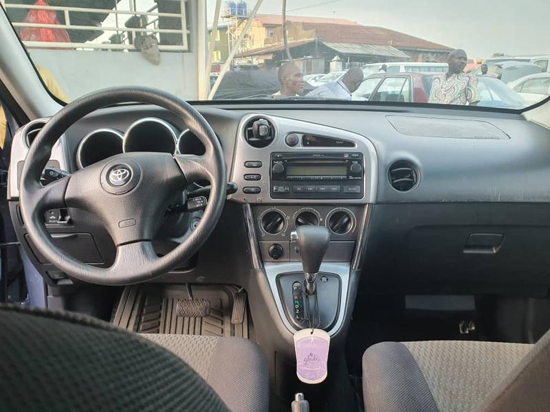 Toyota Matrix • 2008 • 100,000 km 2