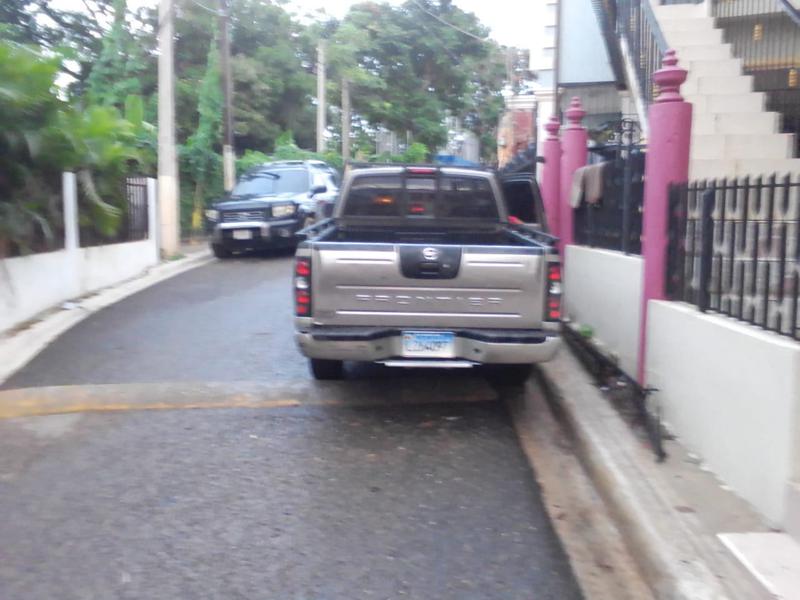 Nissan Frontier • 2004 • 143,401 km 8