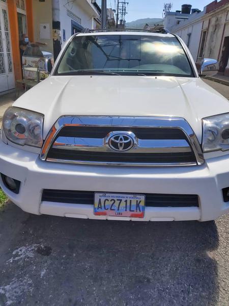 Toyota 4-Runner • 2007 • 193,500 km 7