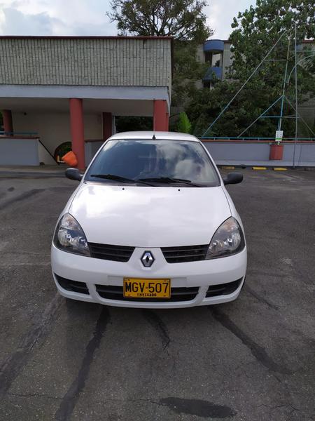 Renault Clio • 2013 • 72,000 km 2