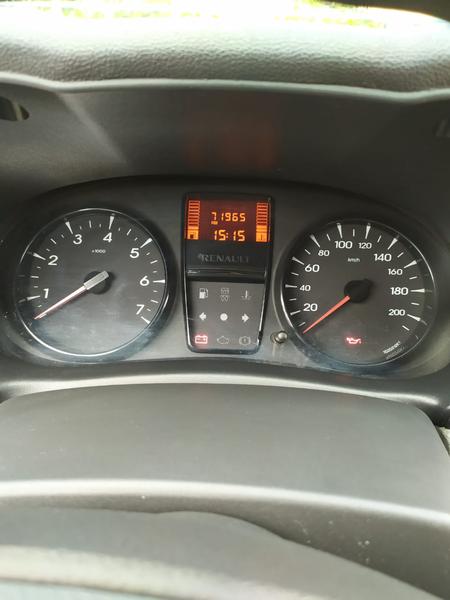 Renault Clio • 2013 • 72,000 km 3