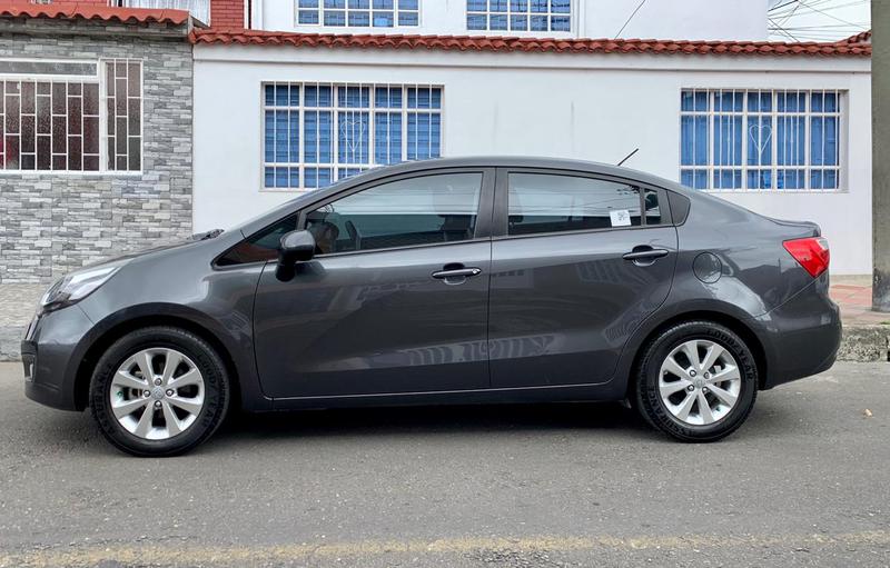Kia Rio • 2015 • 44,300 km 9